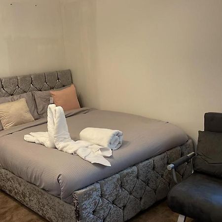 Alder En-Suites Self-Catering With Private Shower 1 Σαουθάμπτον Εξωτερικό φωτογραφία