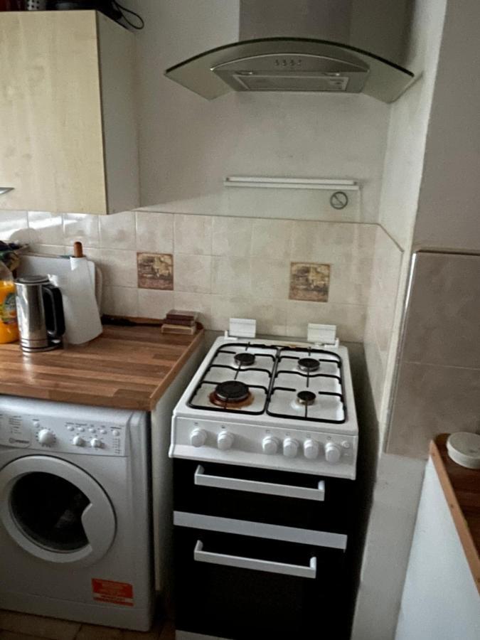 Alder En-Suites Self-Catering With Private Shower 1 Σαουθάμπτον Εξωτερικό φωτογραφία