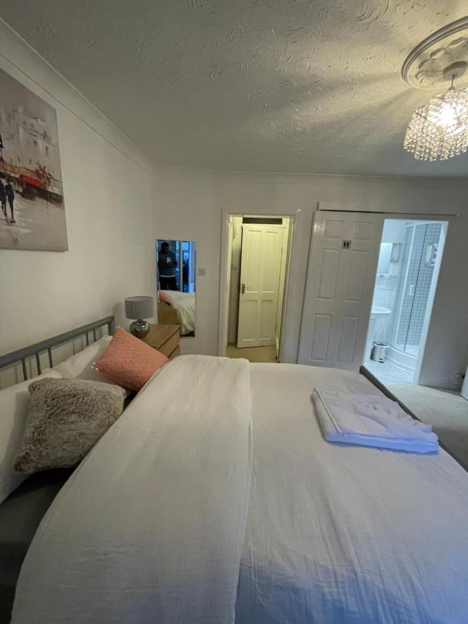 Alder En-Suites Self-Catering With Private Shower 1 Σαουθάμπτον Εξωτερικό φωτογραφία
