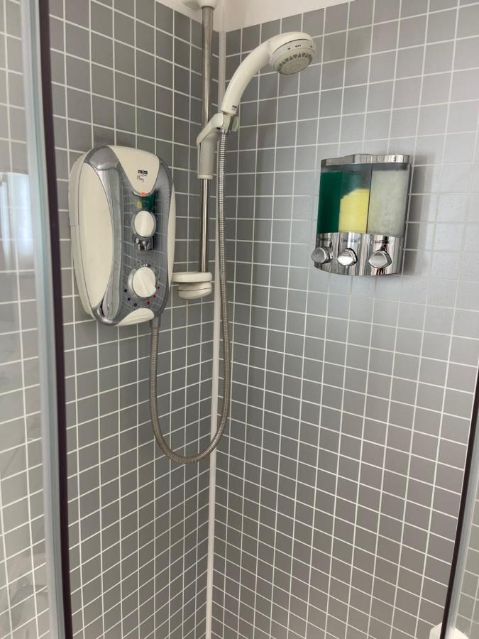 Alder En-Suites Self-Catering With Private Shower 1 Σαουθάμπτον Εξωτερικό φωτογραφία