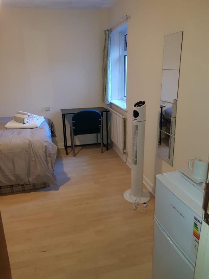 Alder En-Suites Self-Catering With Private Shower 1 Σαουθάμπτον Εξωτερικό φωτογραφία