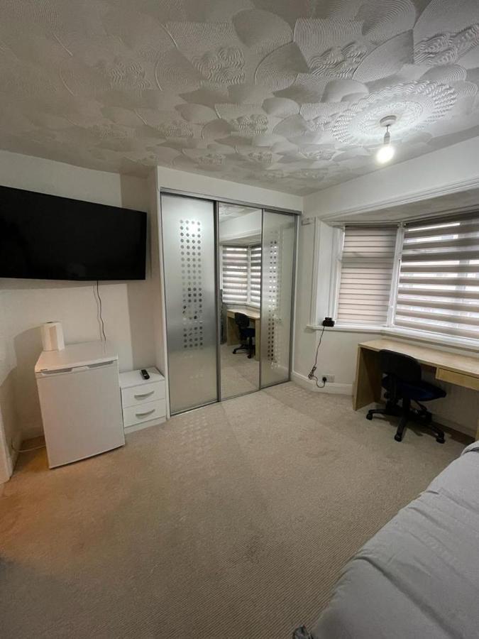 Alder En-Suites Self-Catering With Private Shower 1 Σαουθάμπτον Εξωτερικό φωτογραφία